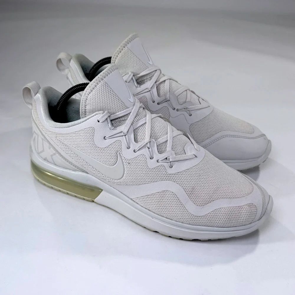 Nike Air Max Fury Running Shoes Mens 10 Platinum White Training Athletic Sneaker